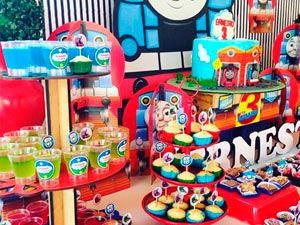 paquete mesa de dulces 100 personas